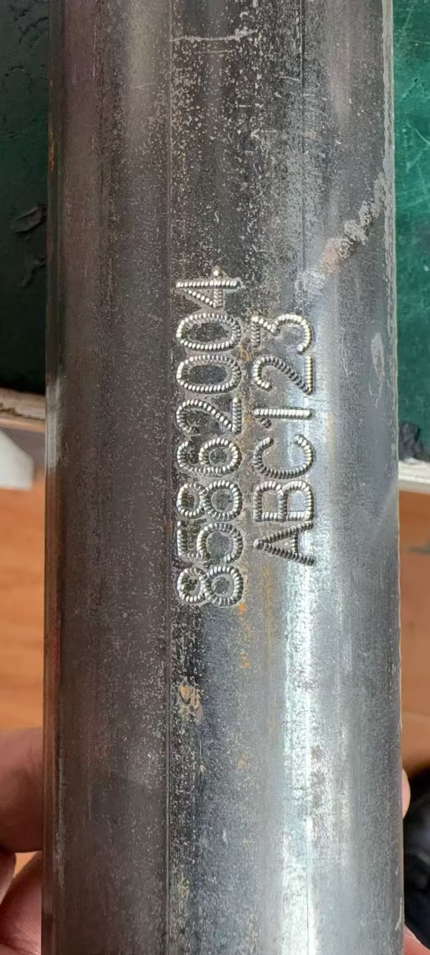 नवीन डिझाइन केलेले इलेक्ट्रिक मार्किंग मशीन.